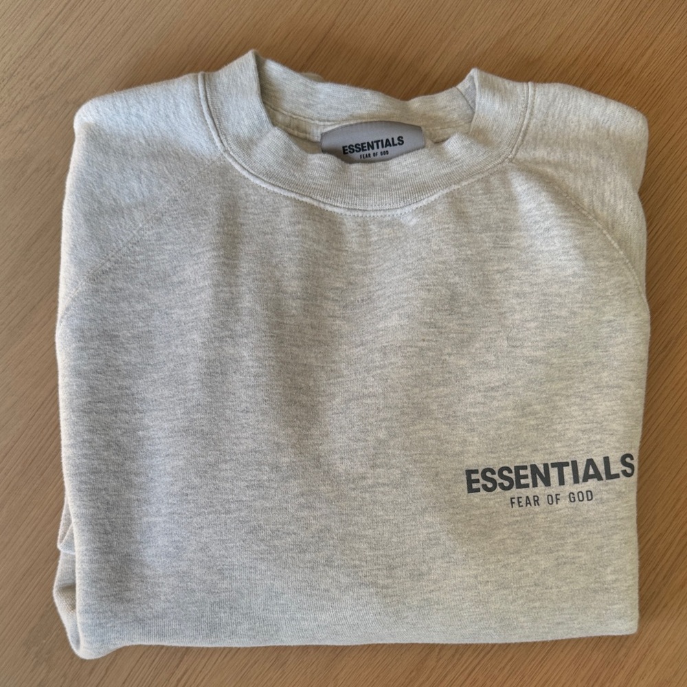 🔥sale🔥 Essentials Light Gray Sweater